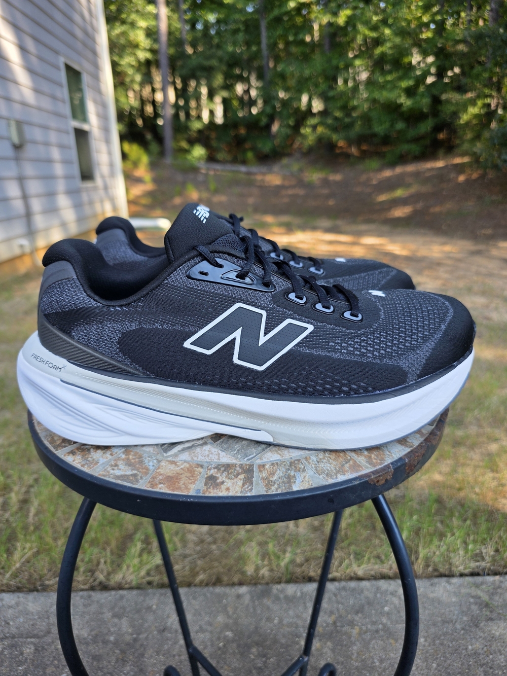 New Balance FF X860v15 M8607GW Black/White Running Shoe Men Sz 13 Women Sz 14.5